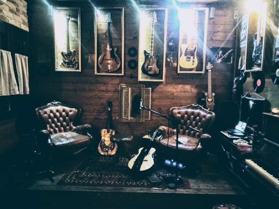 Pirola Music Ranch Guest House B&B ロマーノ・ディ・ロンバルディーア エクステリア 写真